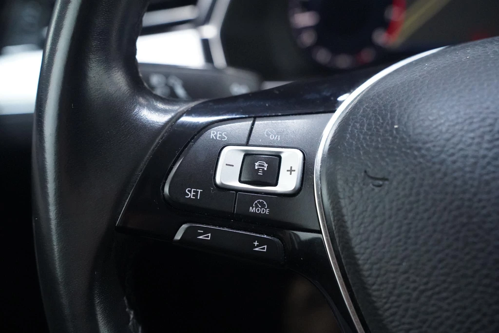 Volkswagen Passat – foto 23