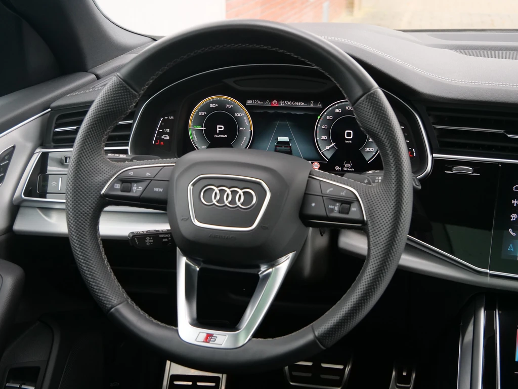 Audi Q8 – foto 15