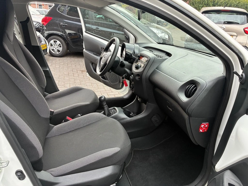 Toyota Aygo – foto 14