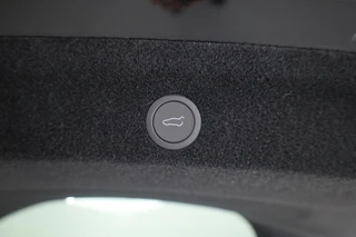 Tesla Model Y – thumbnail 48