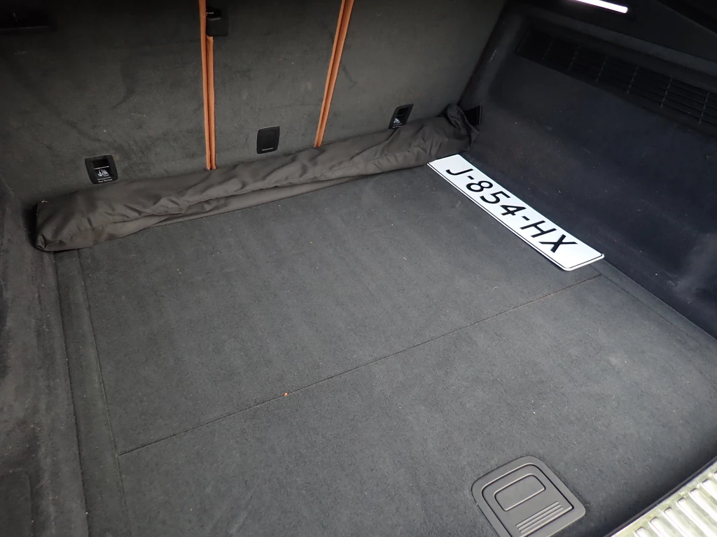 Audi RSQ8 – foto 40