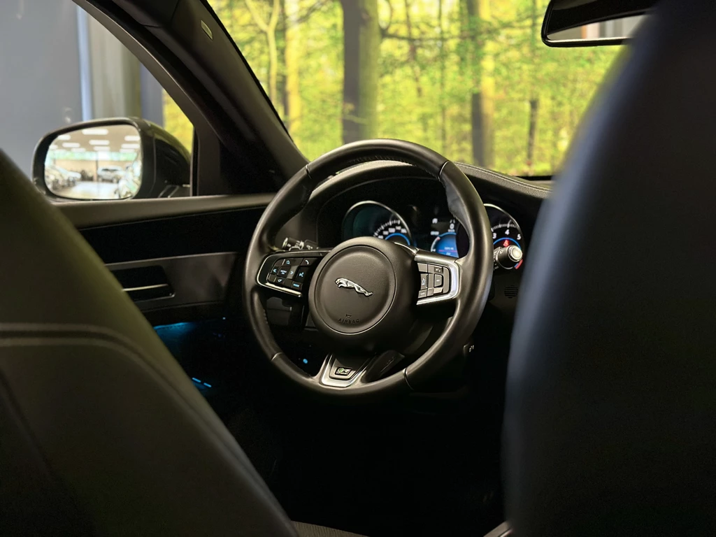 Jaguar XF – foto 14