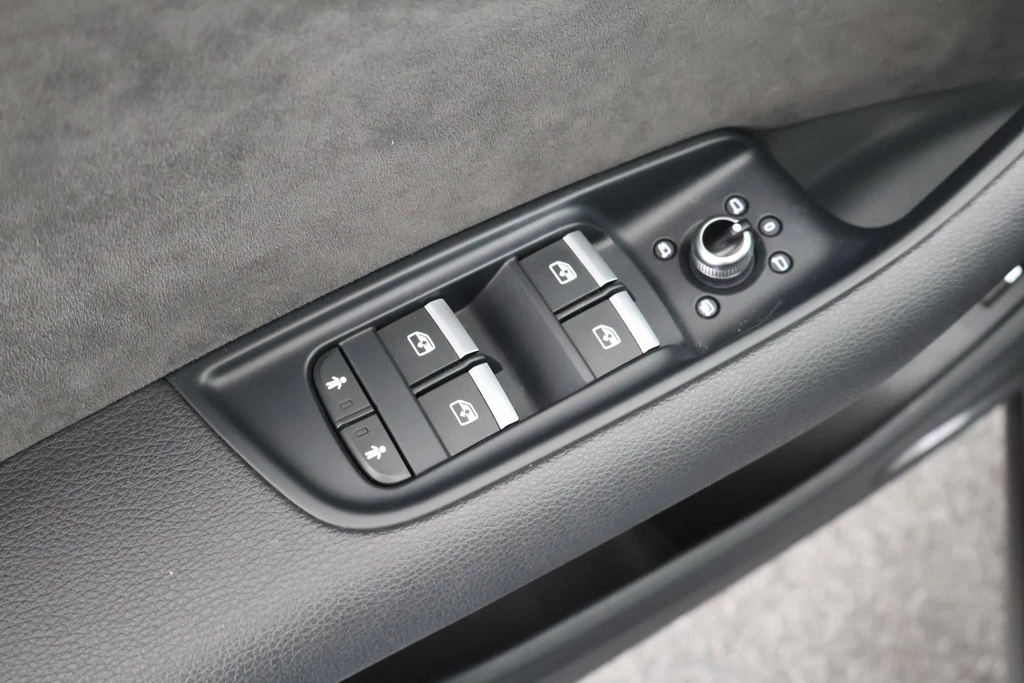 Audi Q7 – foto 18