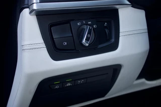 BMW M4 – thumbnail 33