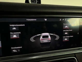 Porsche Panamera – thumbnail 23