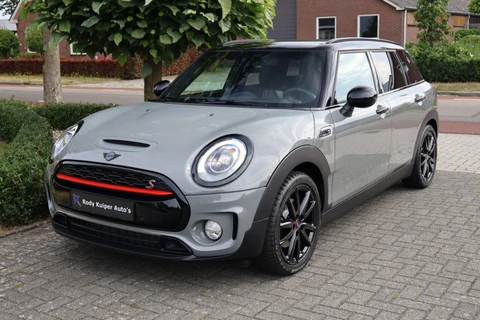 MINI Clubman 2.0 Cooper S Pepper (192pk) HUD/18inch/Keyless/LED/ACC/Sfeerverlichting