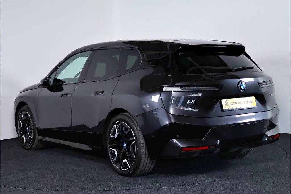 BMW iX – foto 4