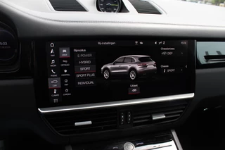 Porsche Cayenne – thumbnail 22