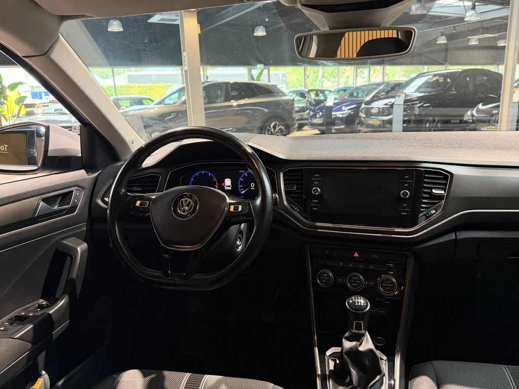 Volkswagen T-Roc – foto 15