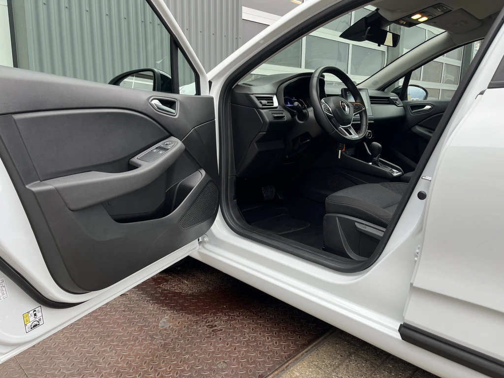 Renault Clio – foto 24