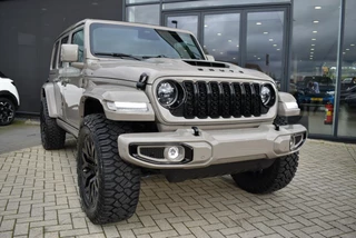 Jeep Wrangler – thumbnail 10