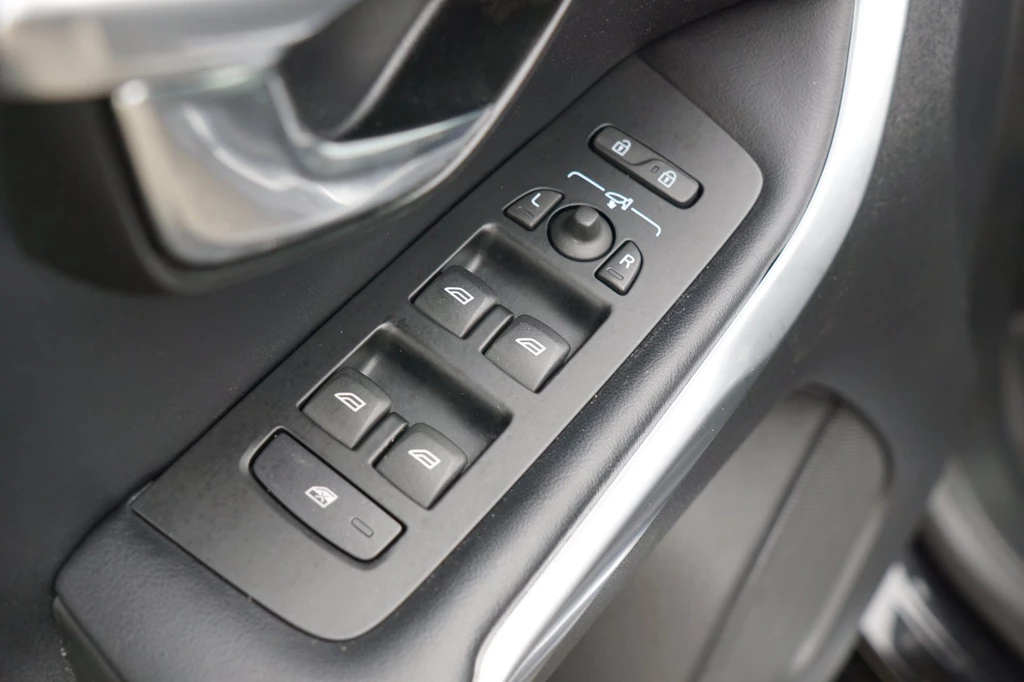 Volvo V40 – foto 27