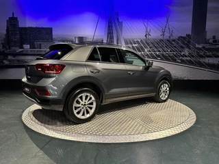Volkswagen T-Roc – thumbnail 9