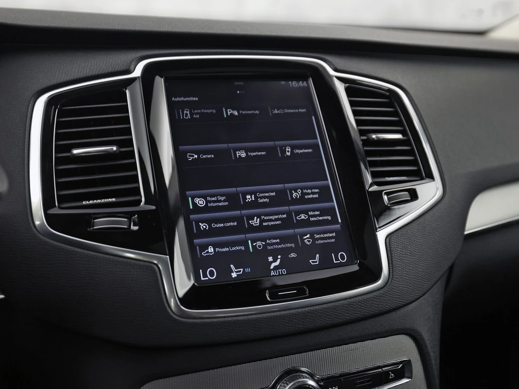 Volvo XC90 – foto 32