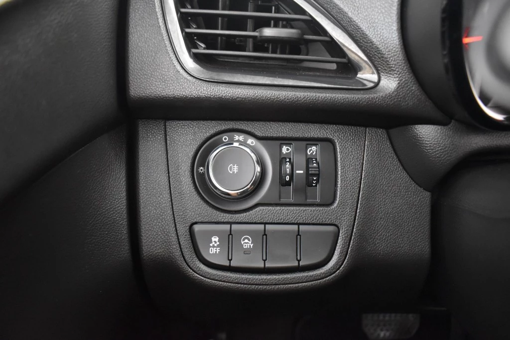 Opel KARL – foto 18