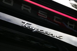 Porsche Taycan – thumbnail 6