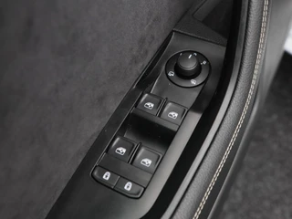 Škoda Superb – thumbnail 20