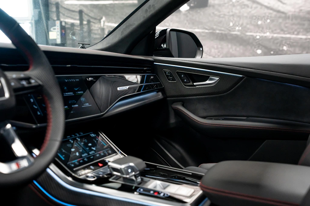 Audi Q8 – foto 17