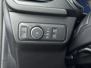 Ford Kuga – thumbnail 22