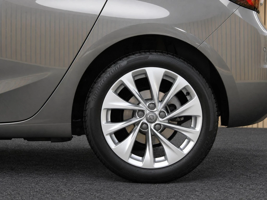 Opel Astra – foto 24