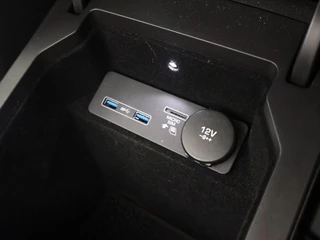 Jaguar E-PACE – thumbnail 57