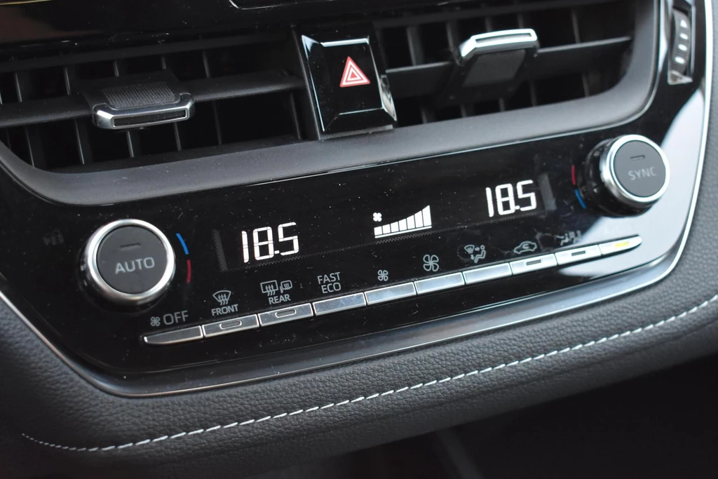 Toyota Corolla Touring Sports – foto 21