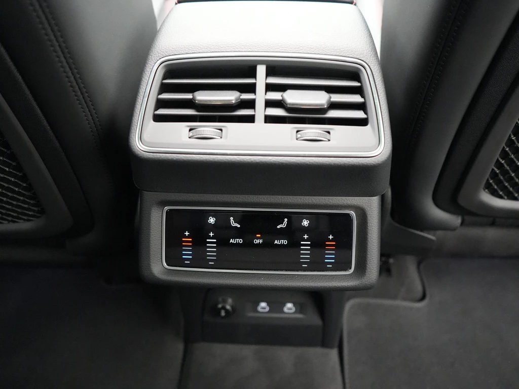 Audi Q8 Sportback e-tron – foto 62
