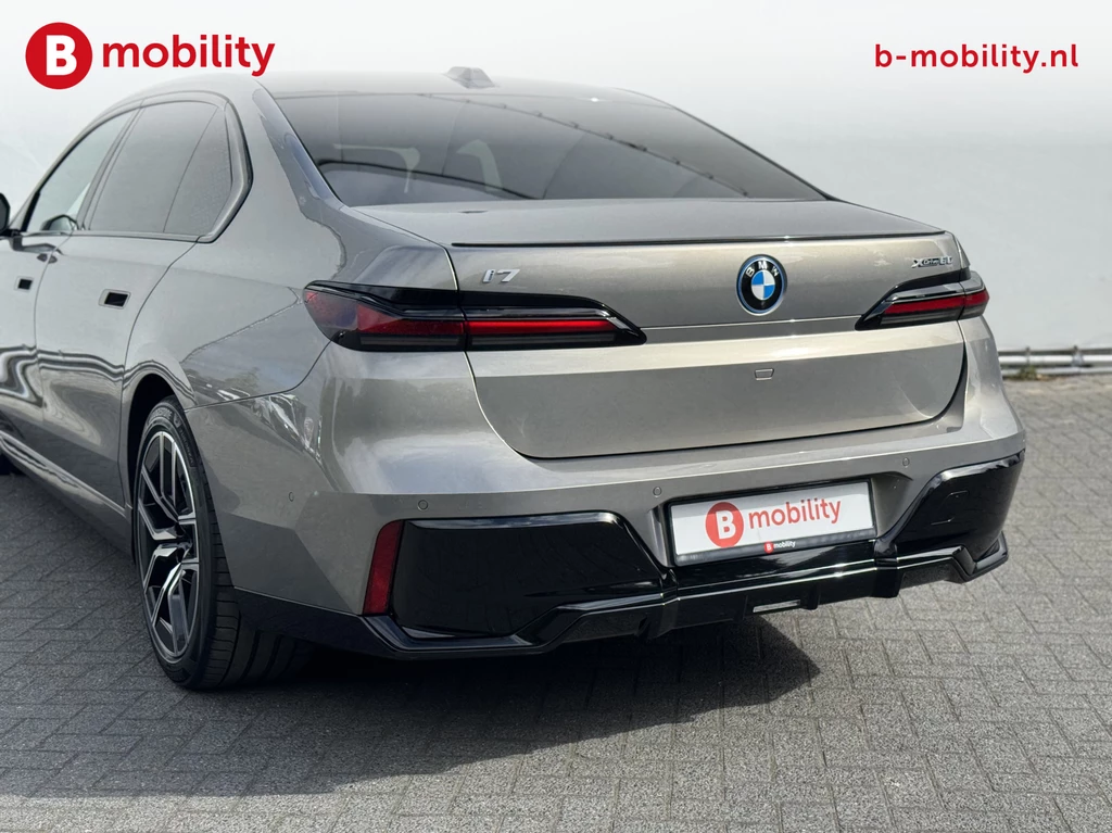 BMW i7 – foto 5