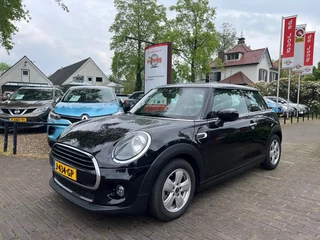 MINI Cooper – thumbnail 1