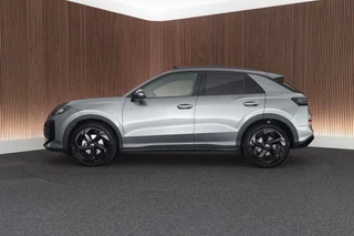 Volkswagen T-Roc – thumbnail 2
