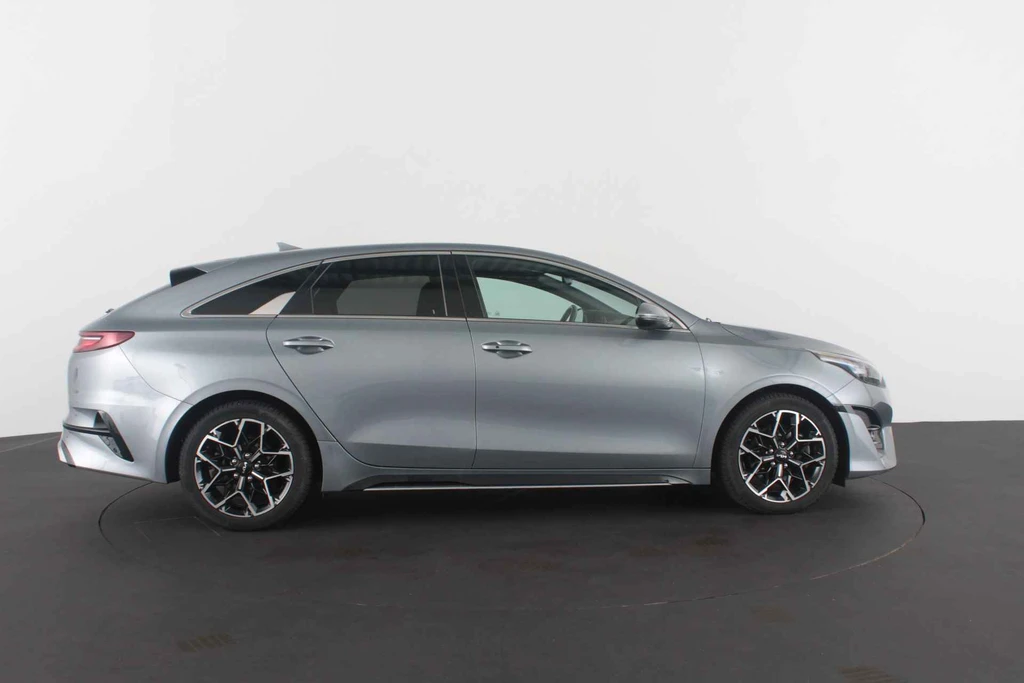 Kia ProCeed – foto 11