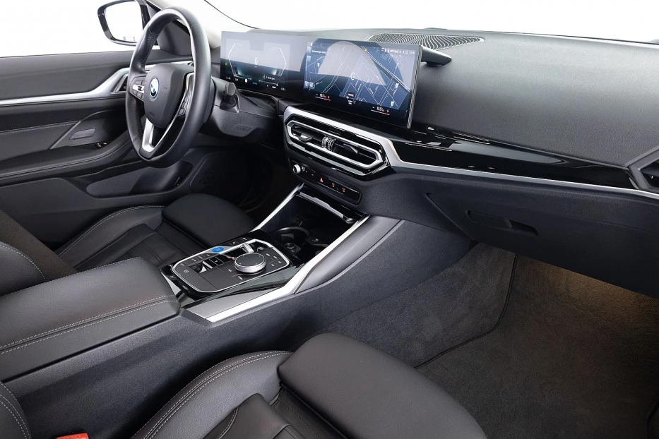 BMW i4 – foto 10
