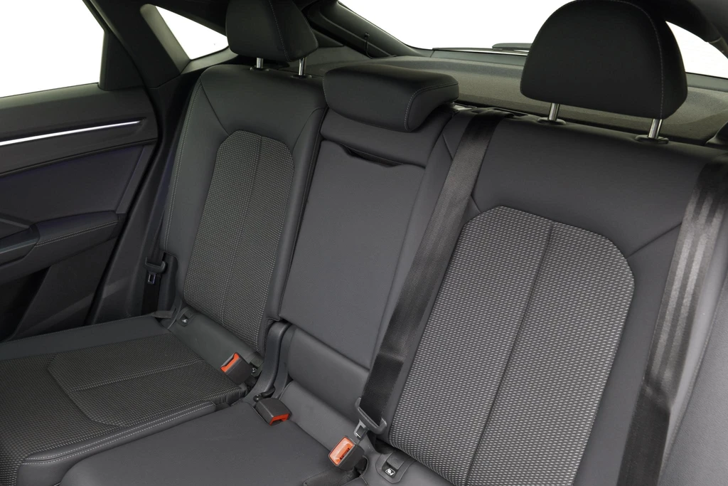 Audi Q3 – foto 17