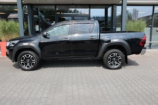 Toyota Hilux – thumbnail 3