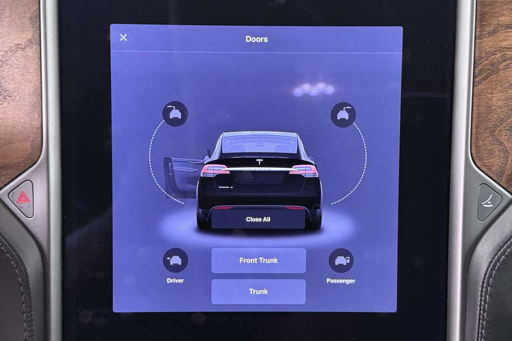 Tesla Model X – foto 24