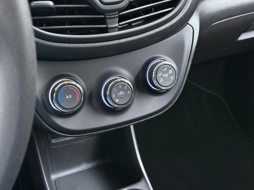 Opel KARL – foto 16