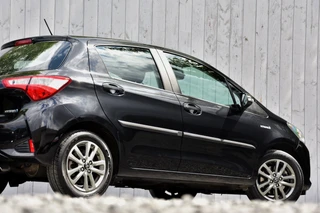 Toyota Yaris – thumbnail 8
