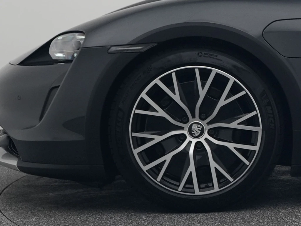 Porsche Taycan – foto 30