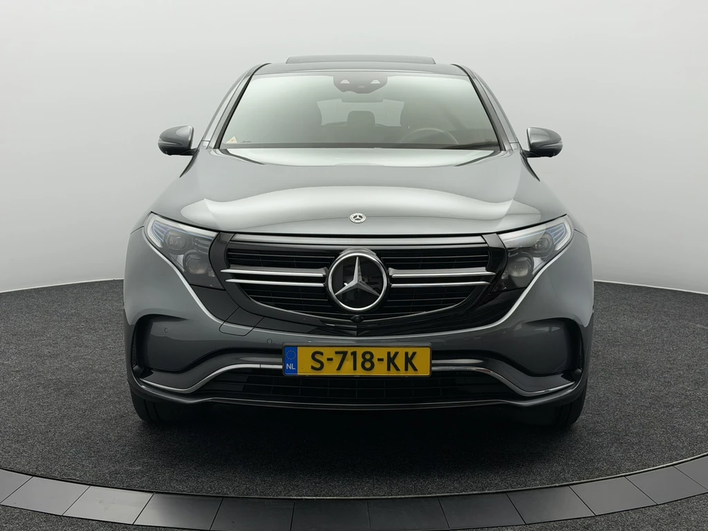 Mercedes-Benz EQC – foto 7