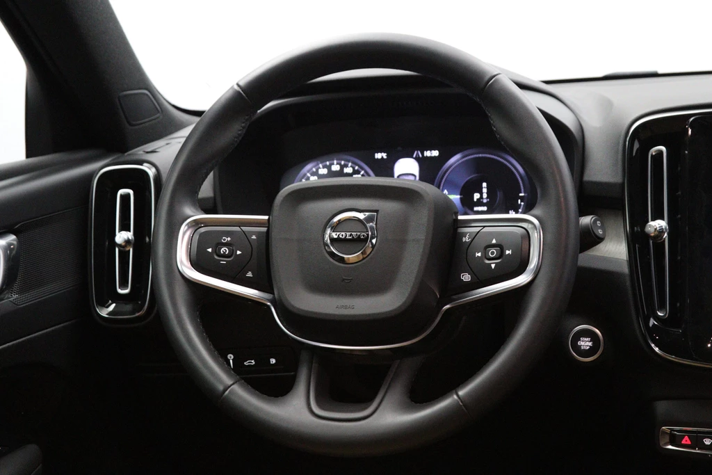 Volvo XC40 – foto 34