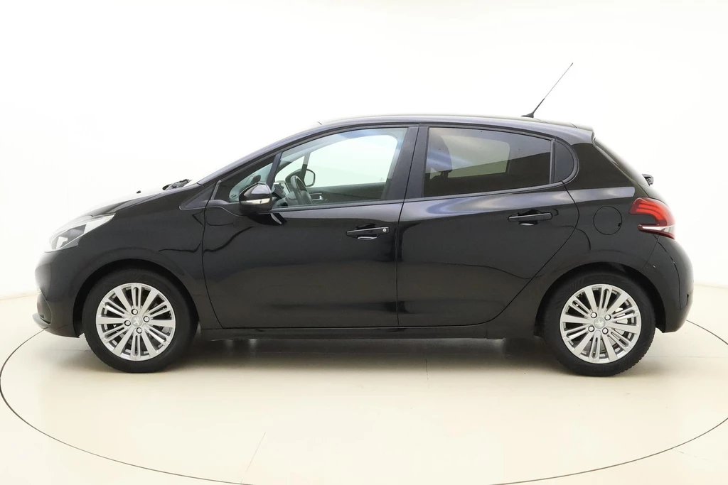 Peugeot 208 – foto 2