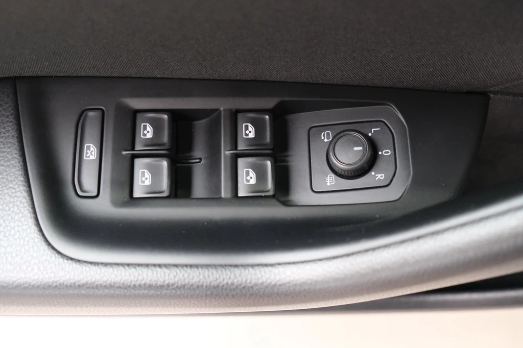 Volkswagen Passat – foto 12