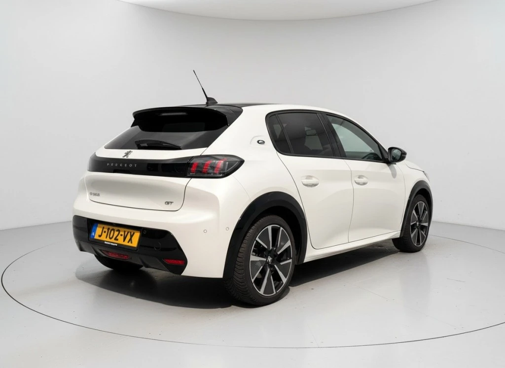 Peugeot 208 – foto 5