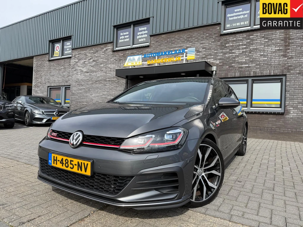 Volkswagen Golf – foto 1