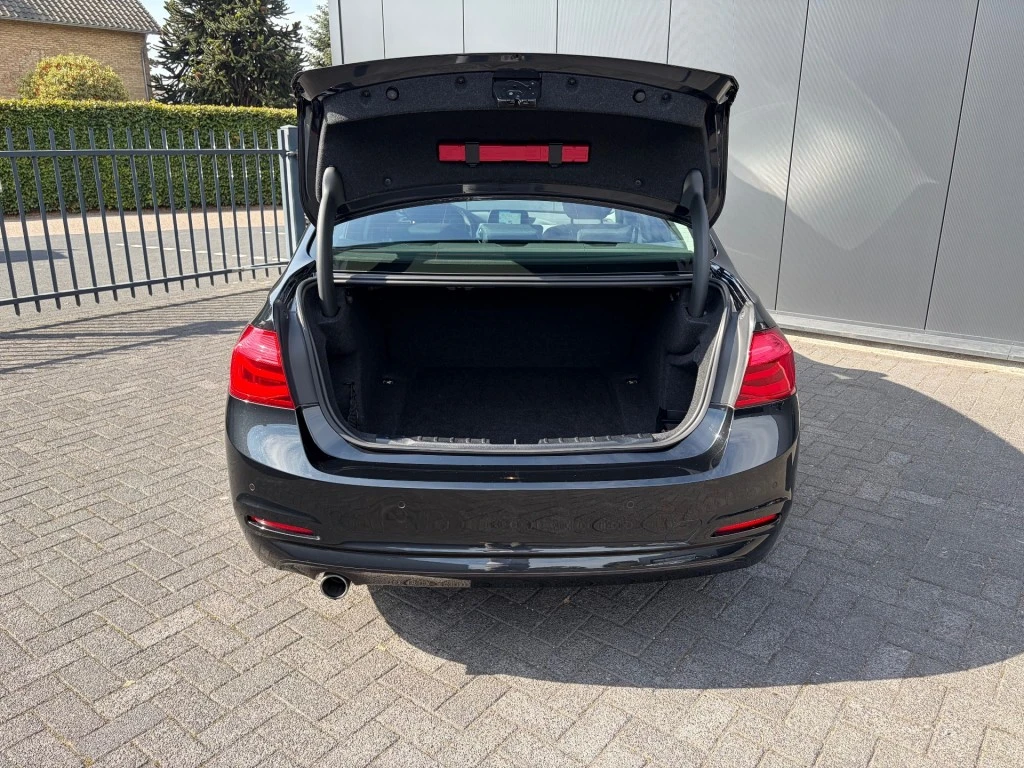 BMW 3 Serie – foto 11