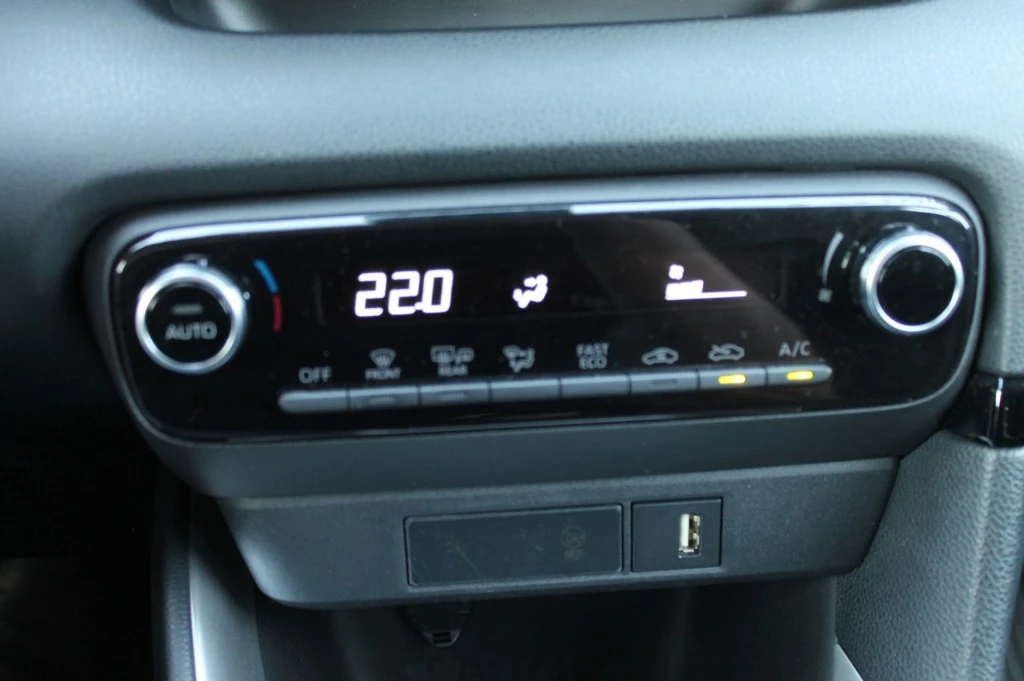 Toyota Yaris – foto 32