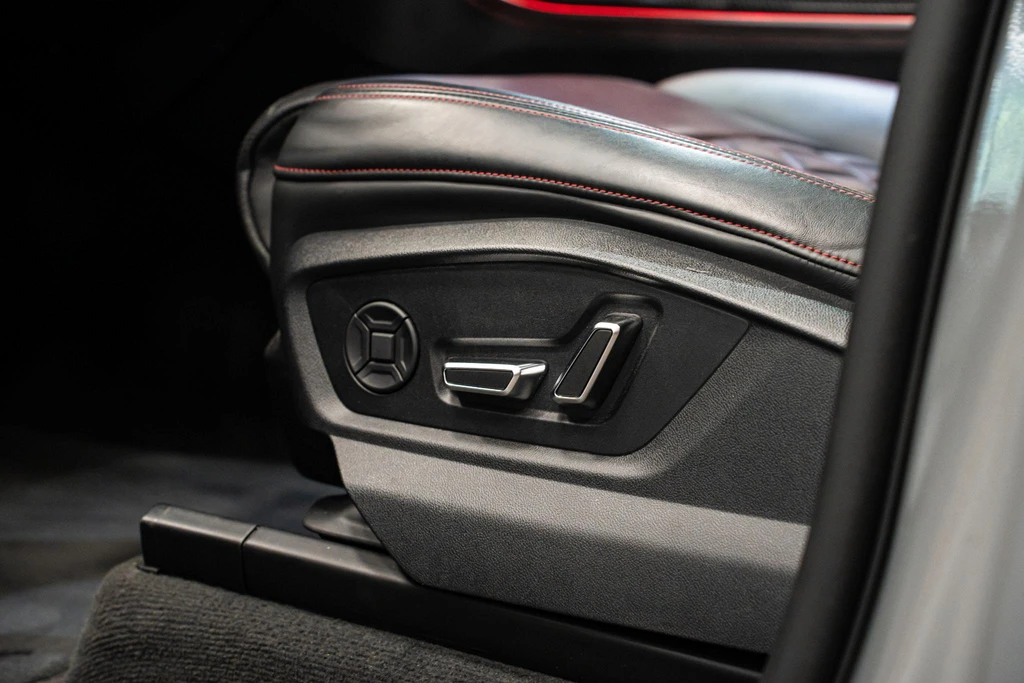 Audi SQ8 – foto 28