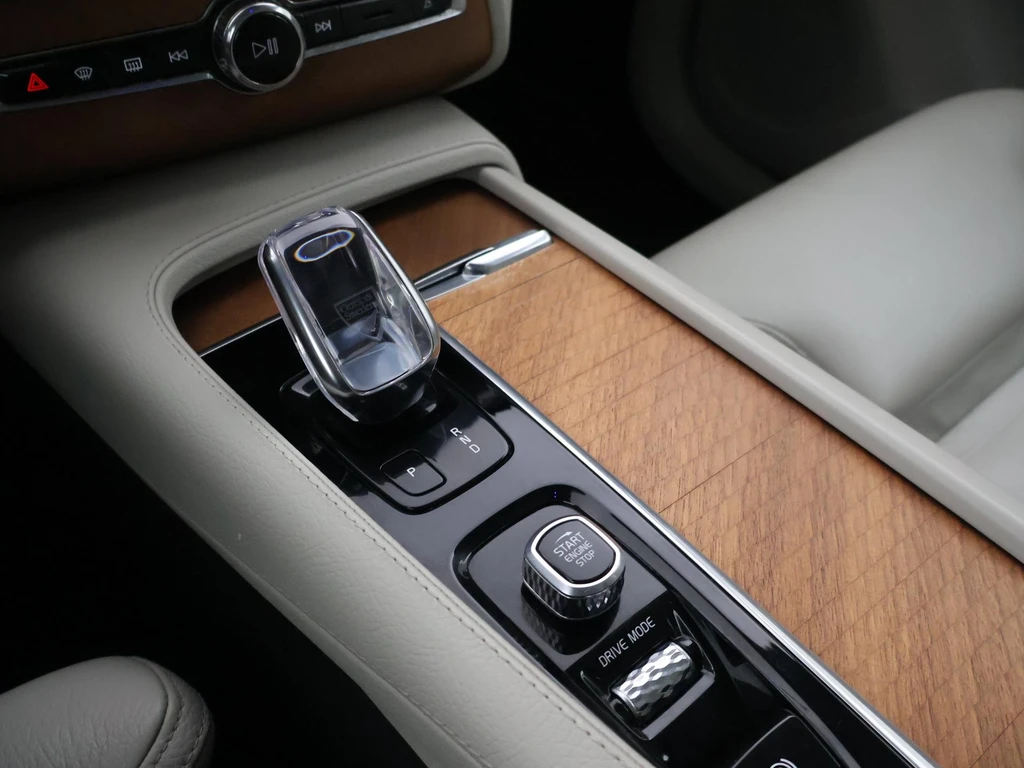Volvo XC90 – foto 31