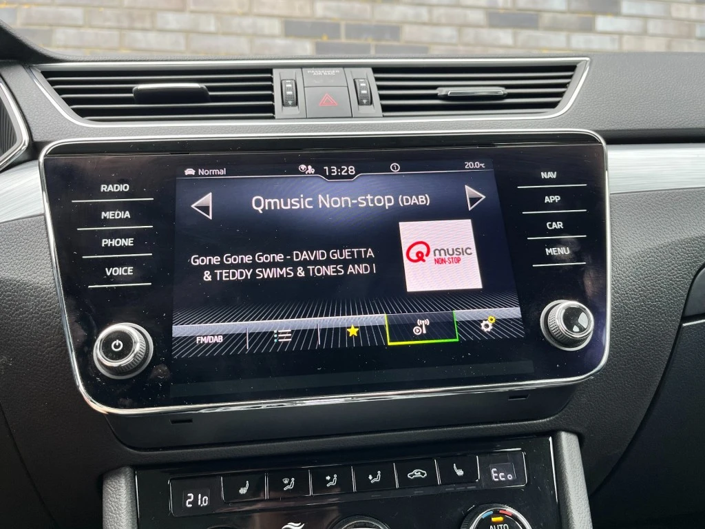 Škoda Superb – foto 18