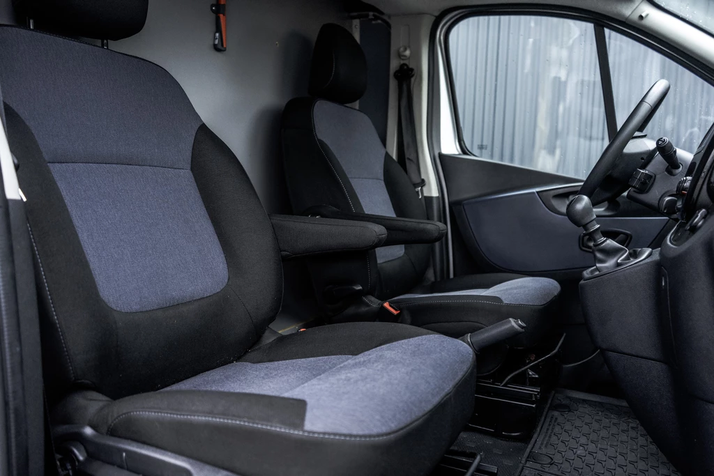 Opel Vivaro – foto 15